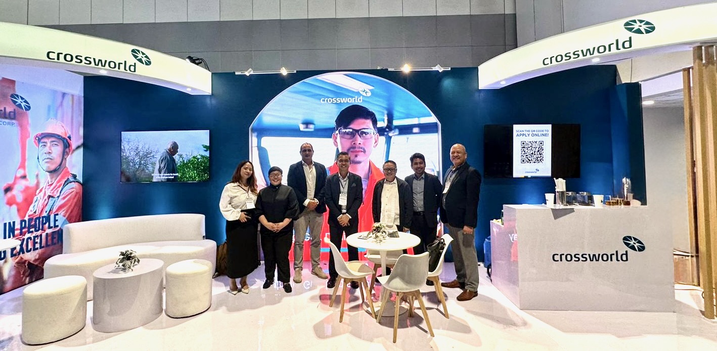 Crossworld_Booth